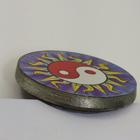 POGS Metal Ying Yang Slammer Skull and Crossbones wearing Hat 1990 - Picture 9 of 10
